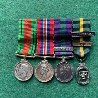 Ensemble de miniatures Inc WW2 – Palestine (début) et médaille de long service TA